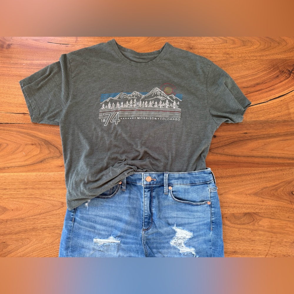 Colorado T-shirt size Large